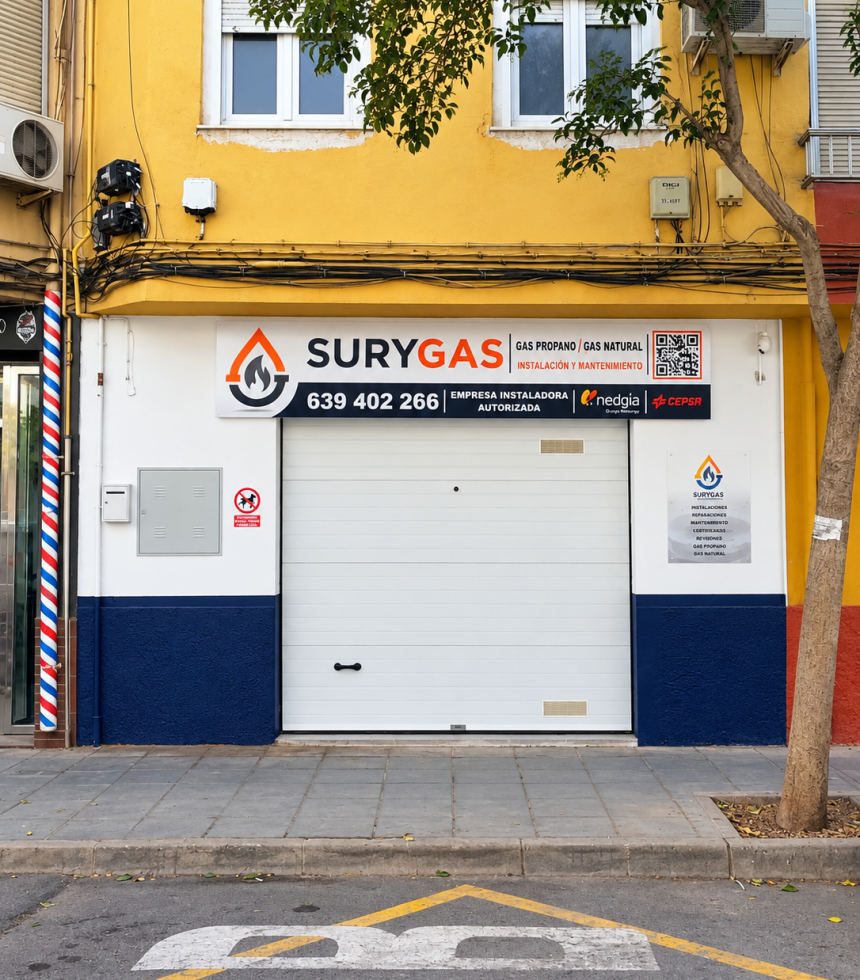 Fachada centrada de SURYGAS